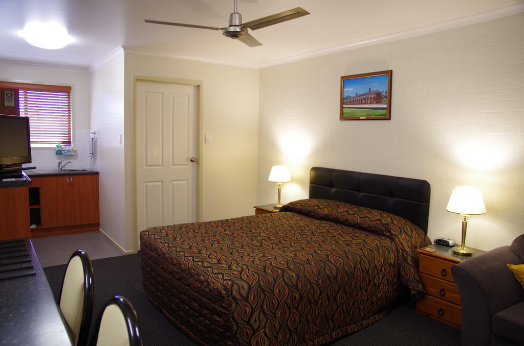 Stannum Lodge Motor Inn Stanthorpe Phòng bức ảnh