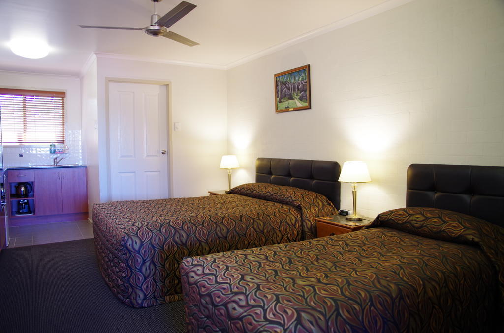 Stannum Lodge Motor Inn Stanthorpe Phòng bức ảnh